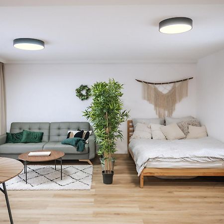 Atelier Smutna Apartment Острава Екстериор снимка